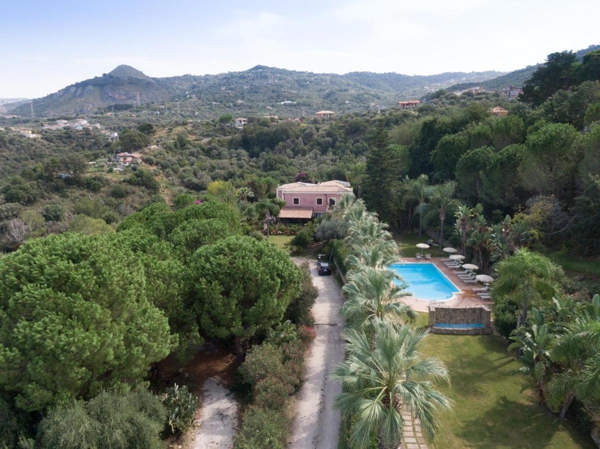Agriturismo Villa Luca SantʼAgata di Militello Extérieur photo