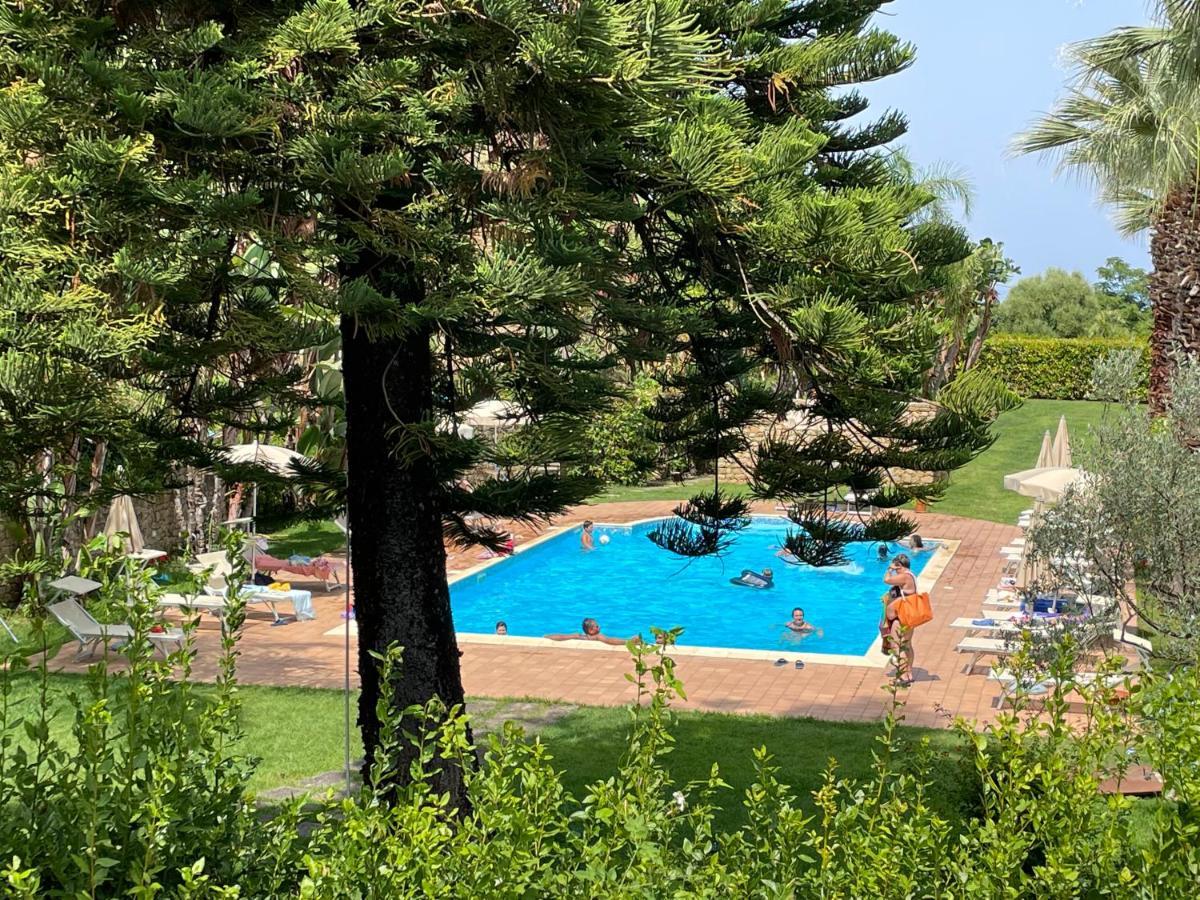Agriturismo Villa Luca SantʼAgata di Militello Extérieur photo