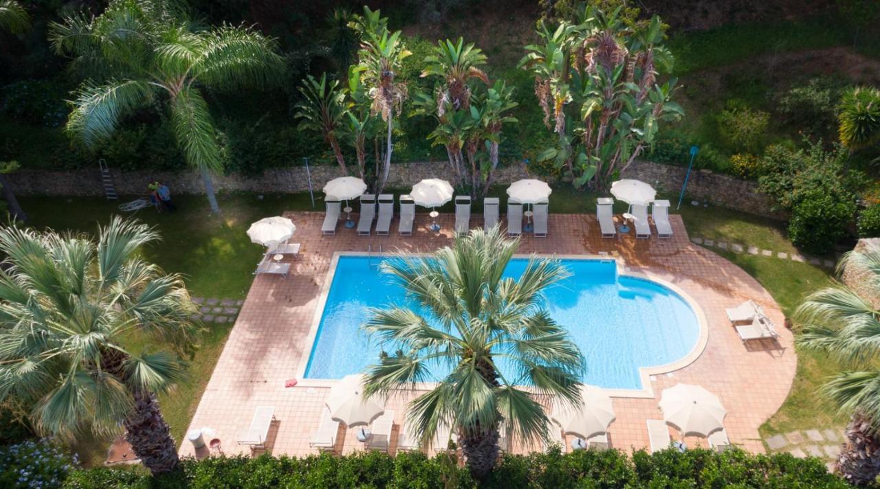 Agriturismo Villa Luca SantʼAgata di Militello Extérieur photo